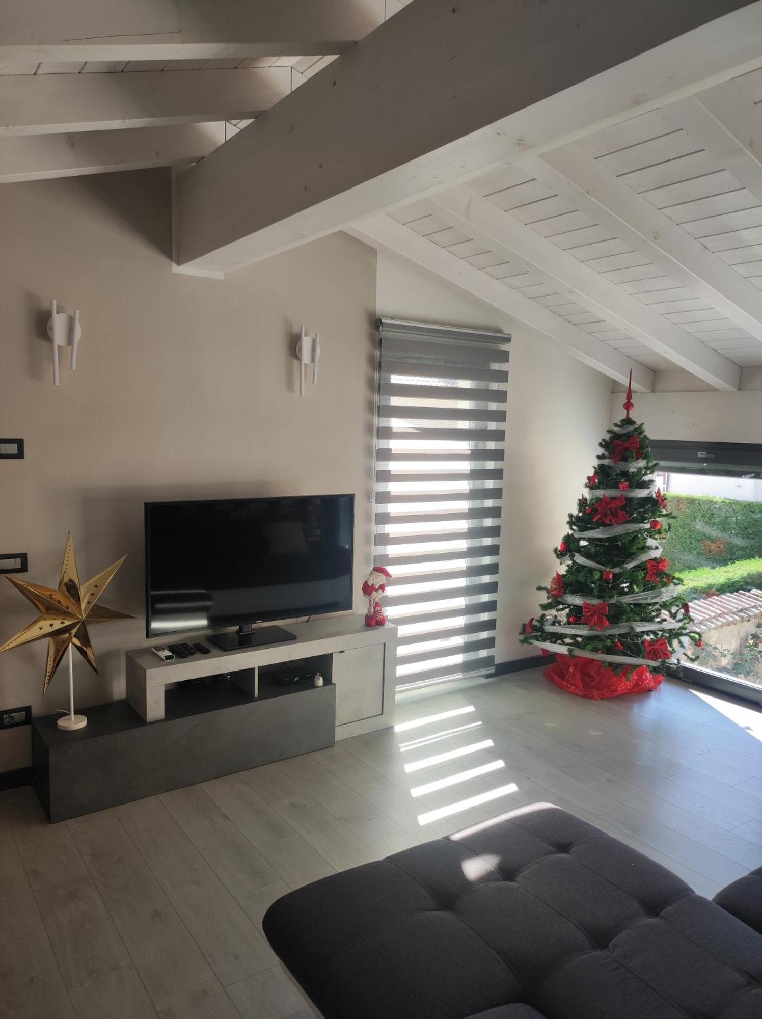 Luminoso Appartamento Vista Lago Solto Collina Exterior foto